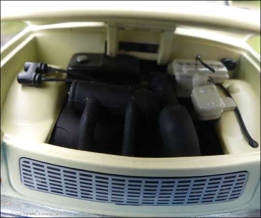 1:18 Trabant 601 Kombi Delux inkl. TR.Rennsport Alufelgen & OVP